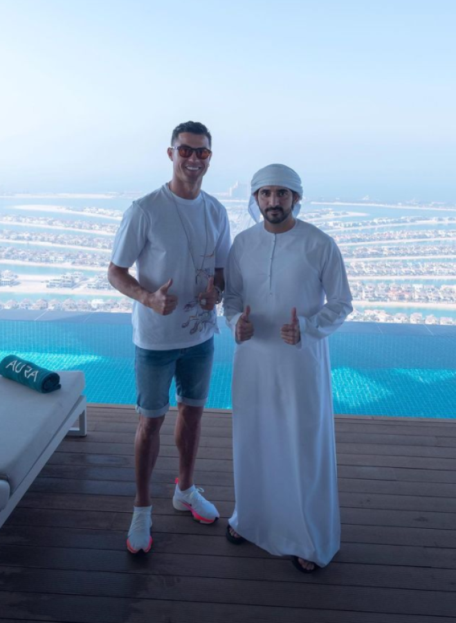 ¡Locura por el Bicho! El premio que recibió Cristiano Ronaldo mientras está de vacaciones en Dubái