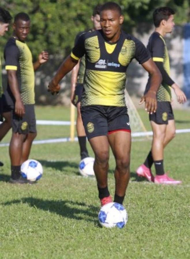 La gran cantidad de futbolistas que jugarán su primer clásico de Liga Nacional en Honduras