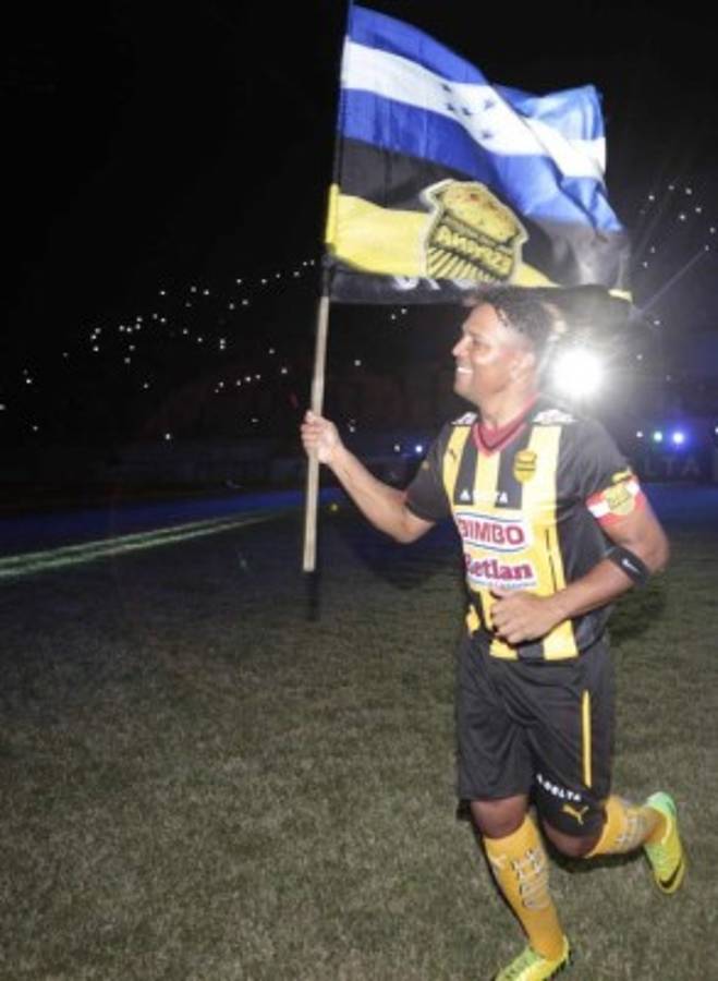 ¡Edgar entrará en la lista! Los jugadores hondureños que han tenido partido de despedida