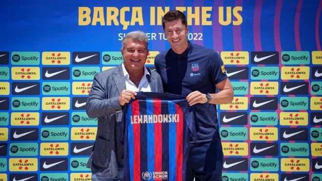 Messi pasó del éxtasis al sufrimiento y la inesperada separación: Todo lo que cambió el mundo desde la última vez que Barcelona fue líder en España