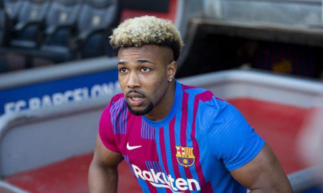 Regalo de Laporta, nuevo dorsal y su monstruoso físico: Así fue la presentación de Adama Traoré con el Barcelona