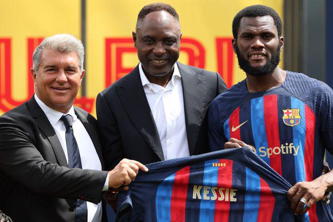 La confesión sobre Xavi y salta el nombre de Cristiano: Así fue la presentación de Franck Kessié con el FC Barcelona