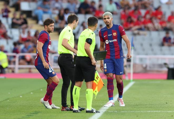 El apartado por Xavi, los dos que fueron abucheados y los gestos con Yamal en la victoria de Barcelona en el Joan Gamper