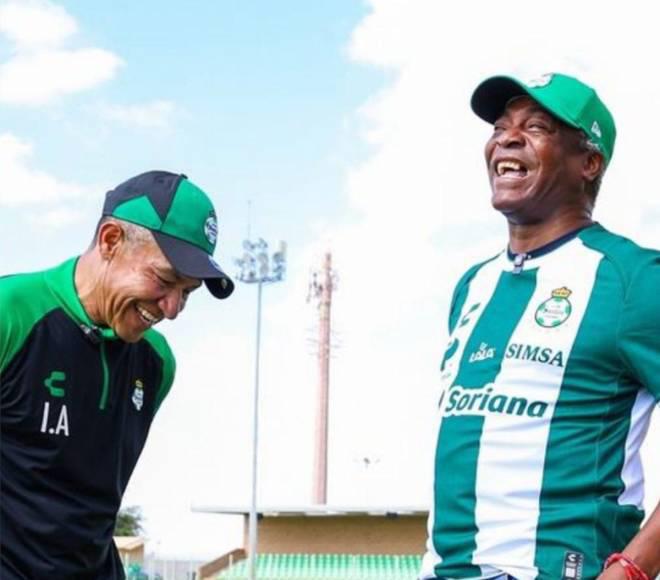México y Santos Laguna lo recibieron con los brazos abiertos: así es la nueva vida de Dolmo Flores tras dejar Honduras