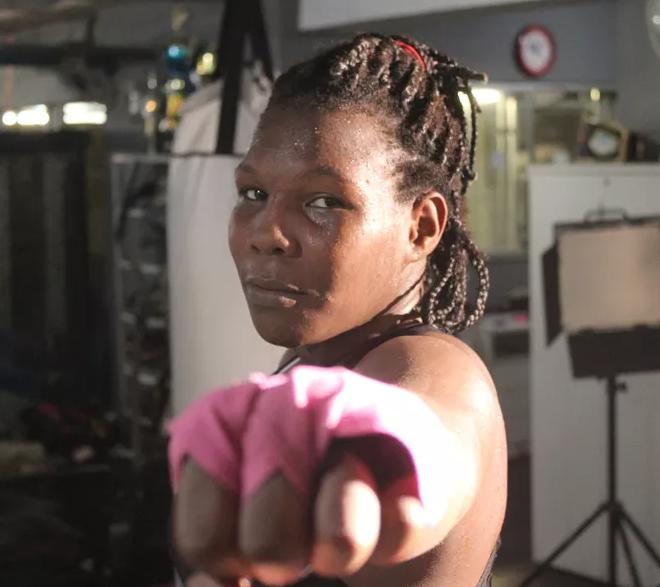 ¿Qué le pasó? Luchadora de la UFC lo perdió todo y ahora vive en la calle: “Me vendo por un cigarrillo”