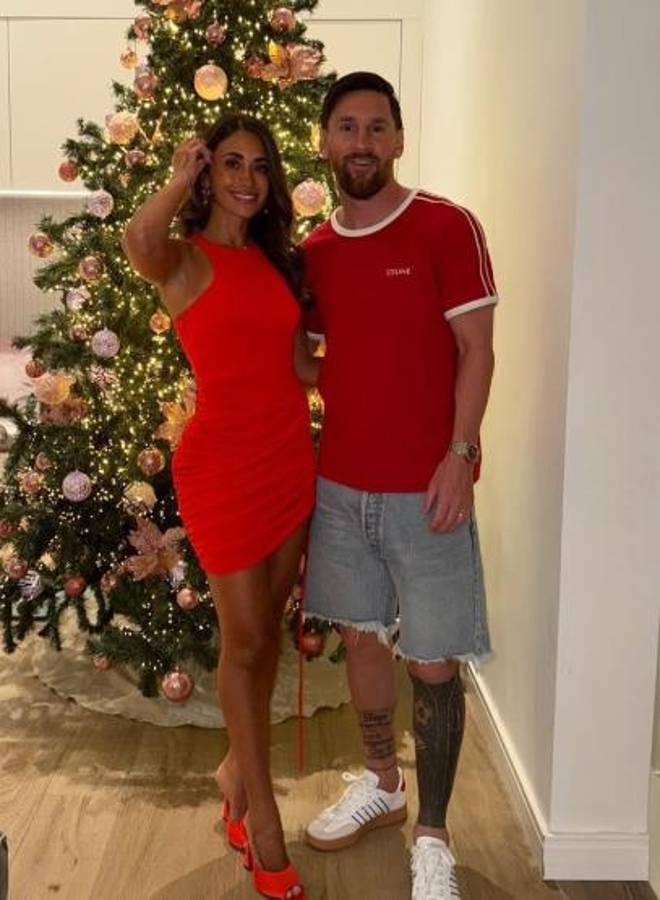 Así pasan la Navidad las grandes estrellas del fútbol: entrenando y el que se disfrazó de Papá Noel