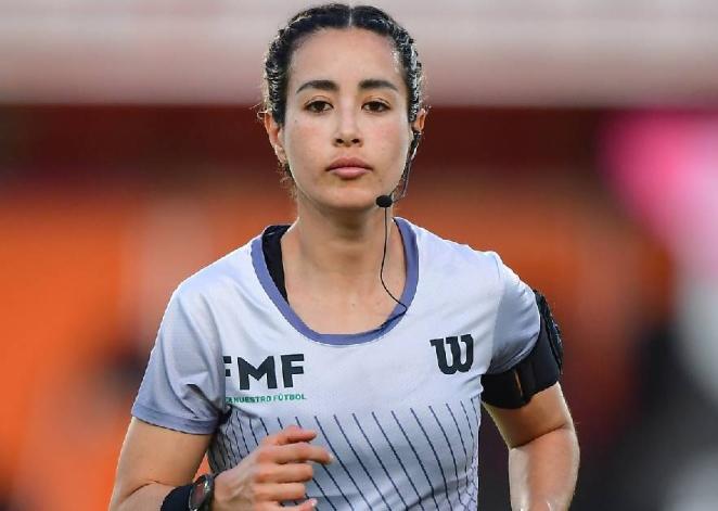 Así es la licenciada que pitará el Panamá-Honduras de la Copa Oro: hizo historia en el torneo y no amaga las tarjetas rojas