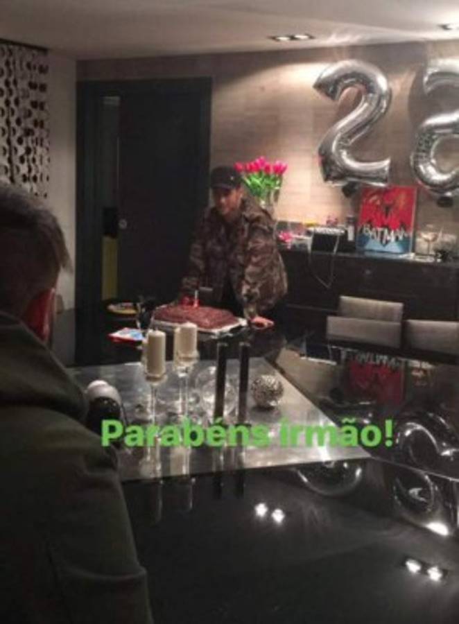 FOTOS: Así fue la fiesta exclusiva de Neymar con sus compañeros