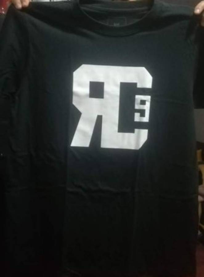 'RC9': Rubilio Castillo lanza su propia marca y línea de ropa con diseños muy llamativos