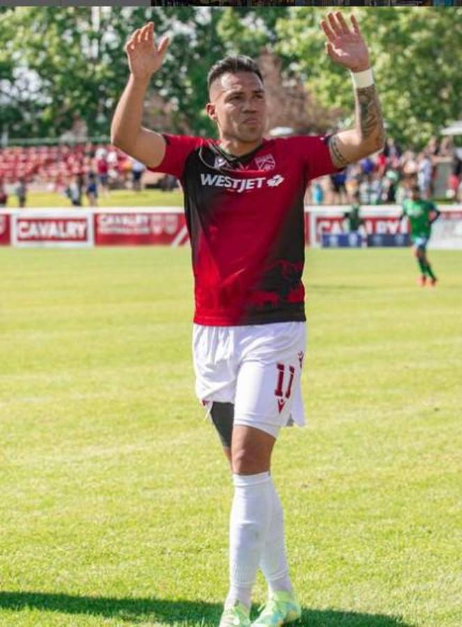 ¿A qué se dedica ahora? José Escalante se retiró como futbolista profesional con 29 años, pero ya tiene nuevo trabajo