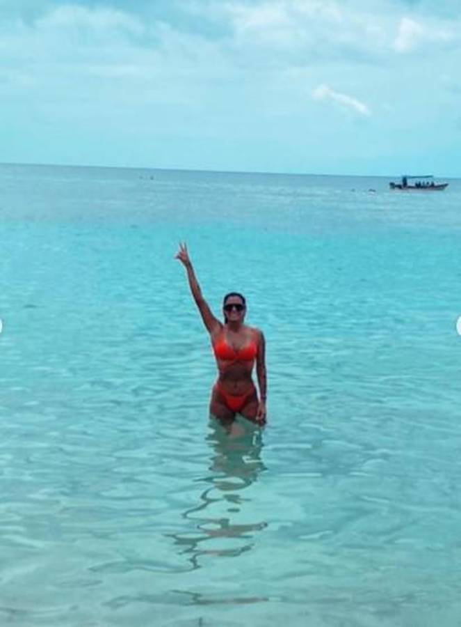 El ex del Olimpia Fabio de Souza y sus vacaciones con la hermosa Ana Gonçalves en Roatán; le pidió matrimonio