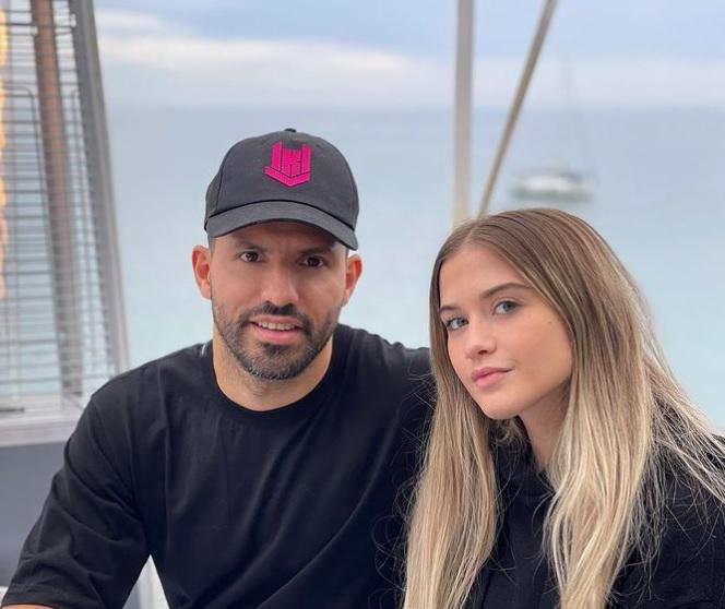 El “Kun” Agüero pone a la venta la que considera su compra más inútil: “Tiene telarañas y todo”