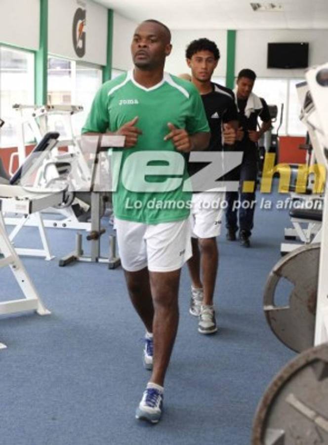 Solo dos jugadores están ligados a Platense de la plantilla campeón en el 2001