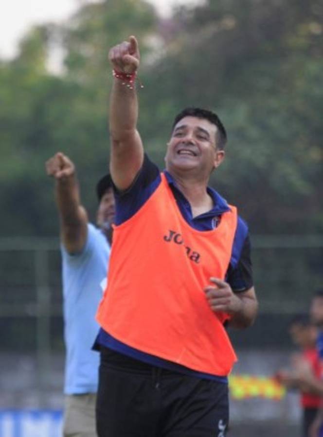 ¡Cambio total! El 11 con el que Diego Vázquez apostaría ante Marathón