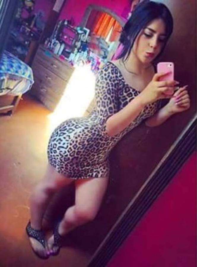 La guapísima Karen Romero, fanática de Sergio Ramos y Real Madrid