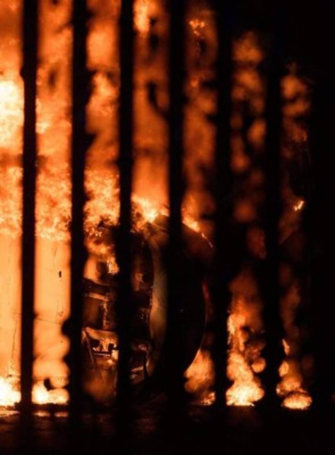 En fotos: Así quedó el helicóptero del presidente del Leicester tras el accidente