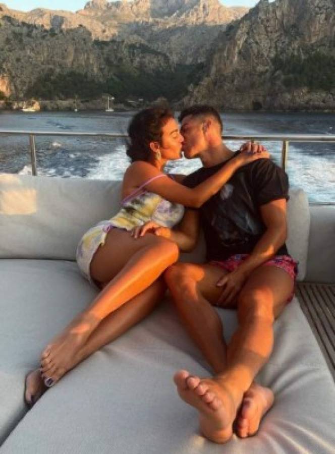 Las nuevas fotos de las picantes vacaciones de Cristiano Ronaldo con Georgina Rodríguez en Mallorca