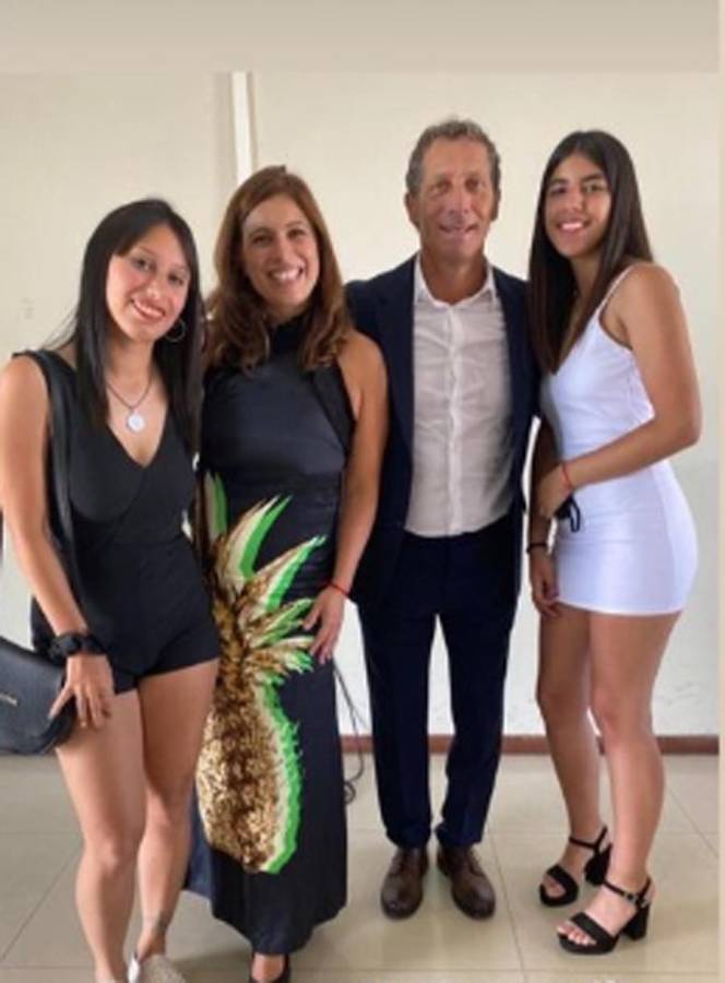¡Se casó Pedro Troglio! Las íntimas fotos de la boda del entrenador de Olimpia con Alejandra Alonso