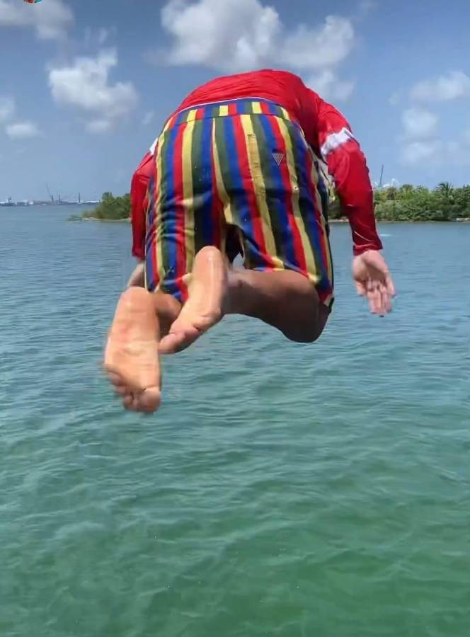 Aventura en yate, música y el gran clavado del Patón: Así se relajan los jugadores de Olimpia en su gira por Estados Unidos