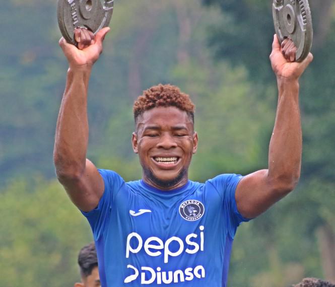 Mercado: El jugador de Olimpia que iría a UPNFM, se caen dos fichajes en Motagua y Marathón se sigue armando
