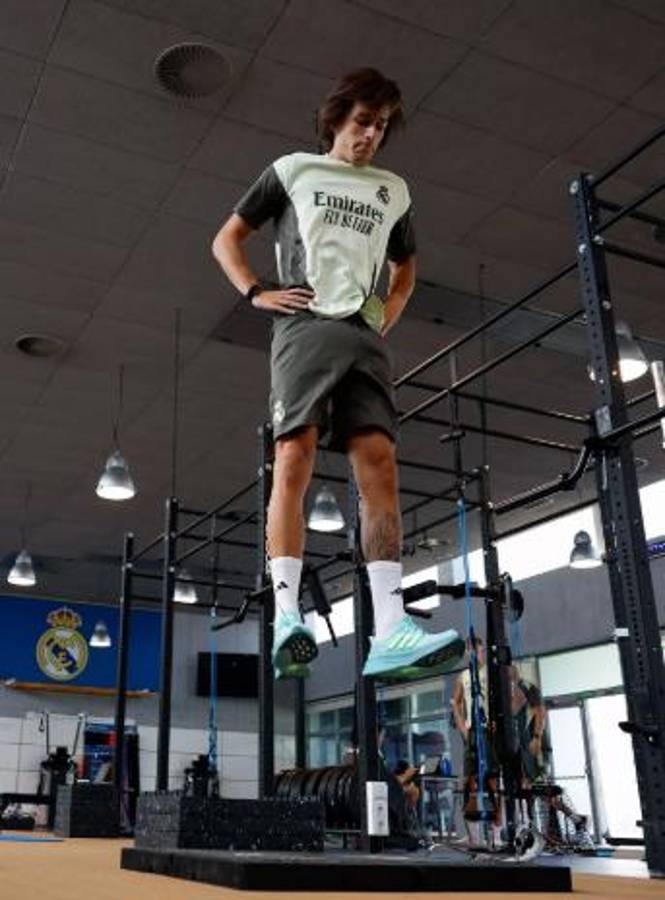 Real Madrid regresó a los trabajos: el curioso motivo por el que Franco Mastantuono sigue apartado del grupo