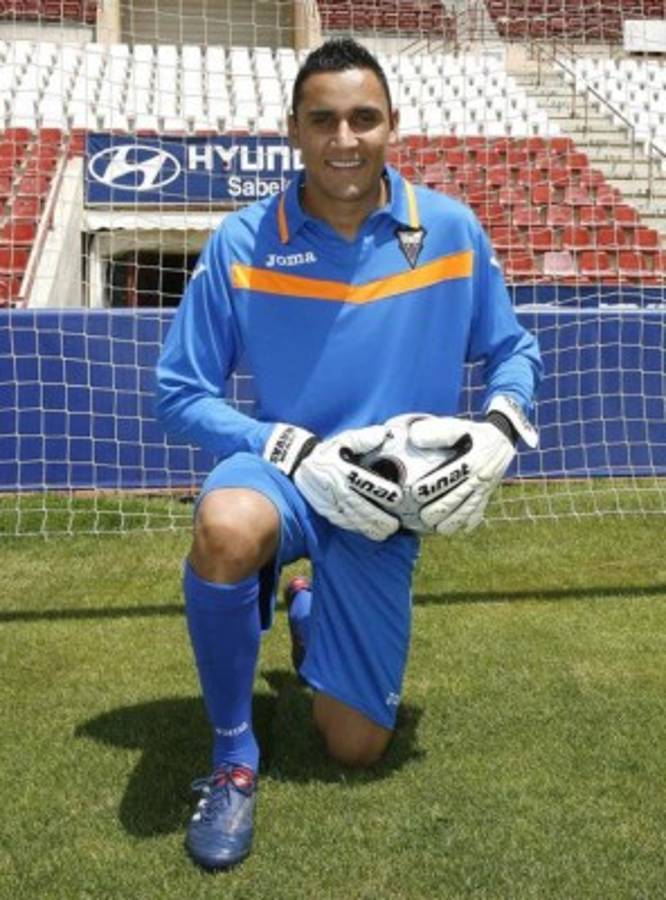 Grandes estrellas del fútbol que no sabías donde habían jugado antes