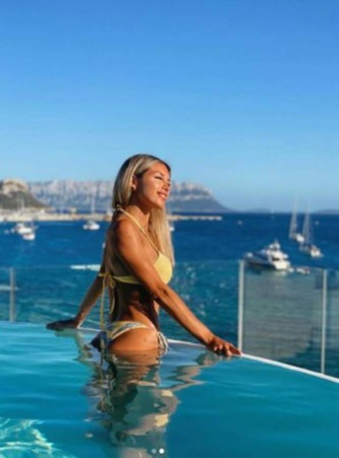 A la espera del Barcelona: Las infartantes vacaciones de Lautaro Martínez con Agustina en Italia