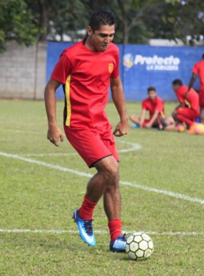 ¿Viejos? Los jugadores de la Liga Nacional que no aparentan su edad