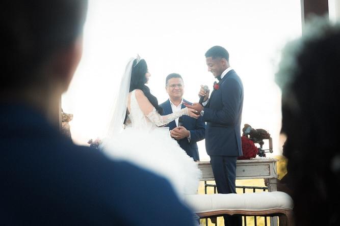 Choco Lozano se casó en República Dominicana con hermosa modelo hondureña: fotos de la linda boda y el cantante invitado