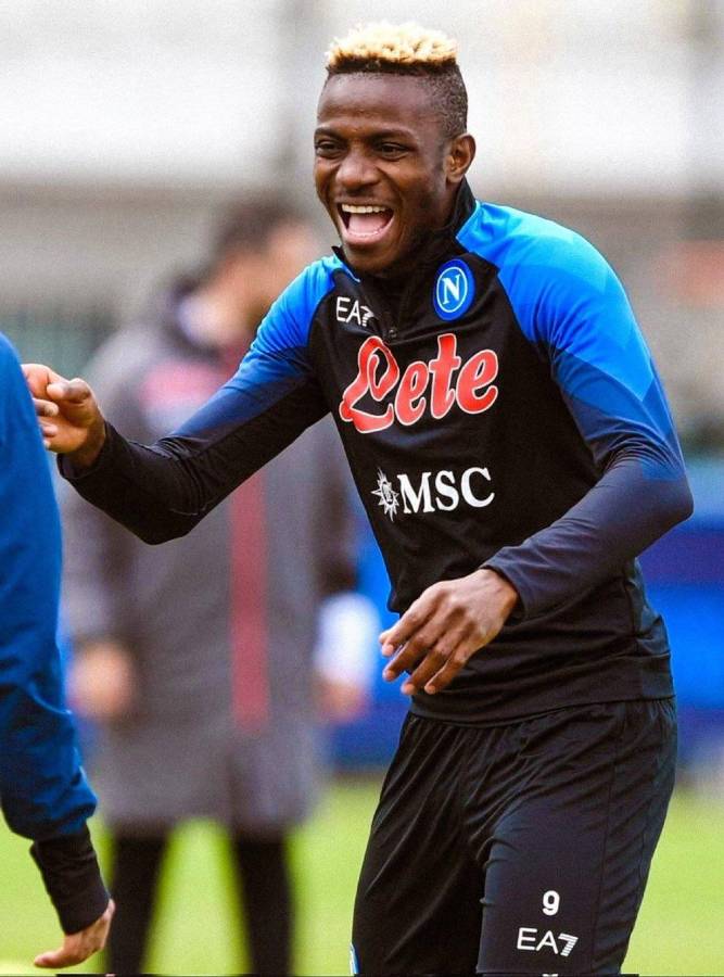 Los descartes de Hansi Flick, acuerdo del Barcelona con crack, bombazo de James y la inminente baja en Real Madrid