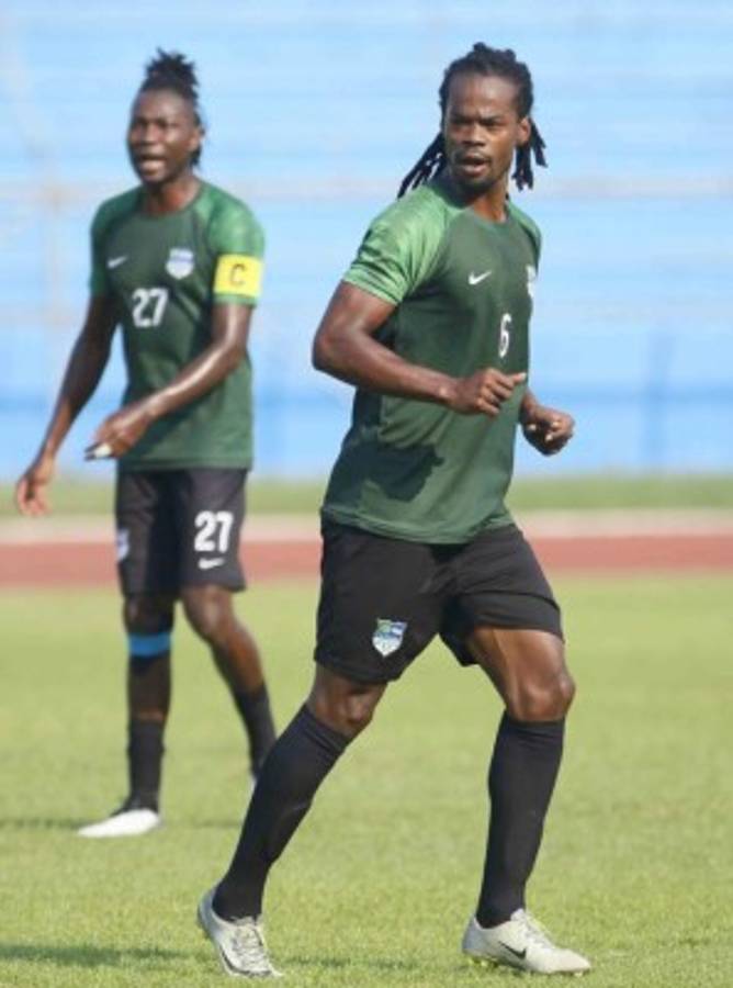 Mercado: Roger Rojas en la mira del Saprissa, 'Güicho' Guzmán con equipo y noticias en Real España