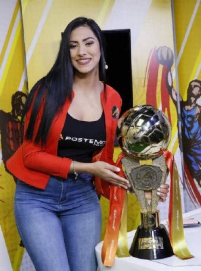 Así es Gaby Salazar, la 'chica de la suerte' y espectacular aficionada de Motagua