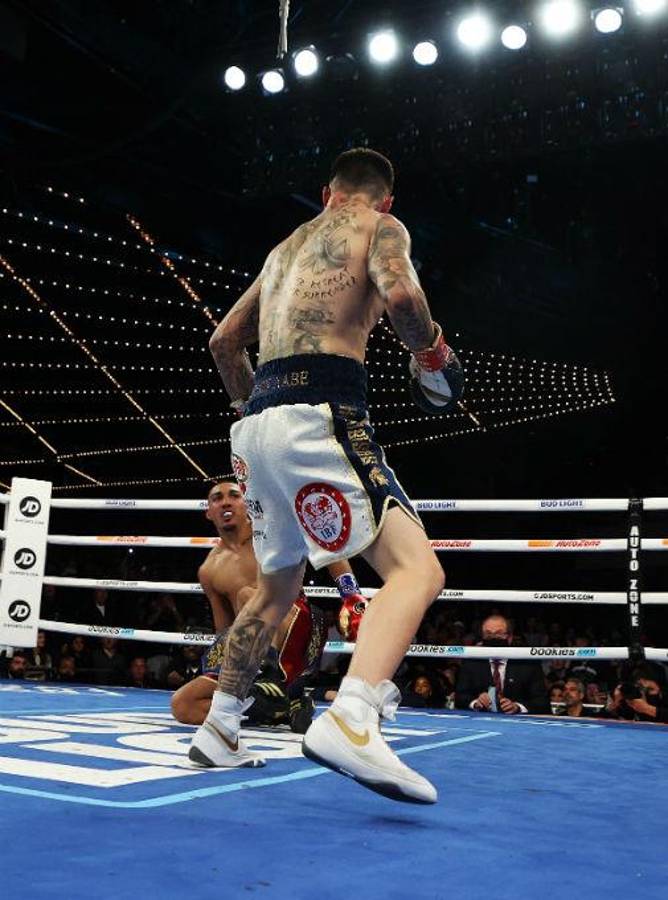 Las impactantes imágenes del rostro de Teófimo López y el derechazo que lo mandó al suelo