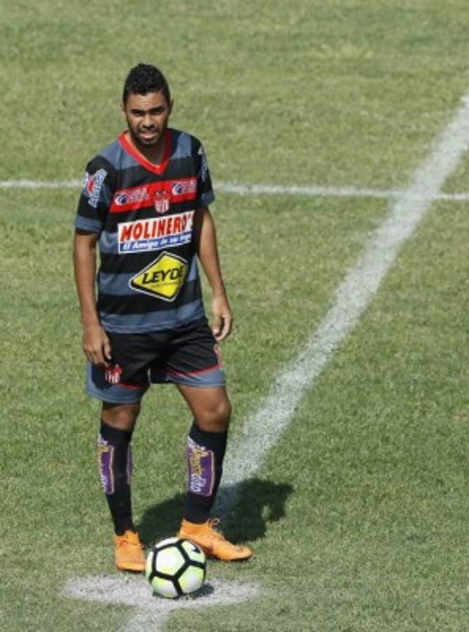 ¡Dos en Olimpia! Jugadores que hizo debutar Diego Vázquez en Motagua