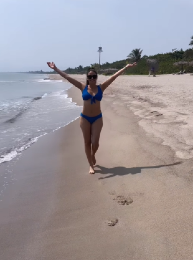 Ana Jurka está en Honduras: así pasa sus vacaciones en una de las playas más hermosas del país
