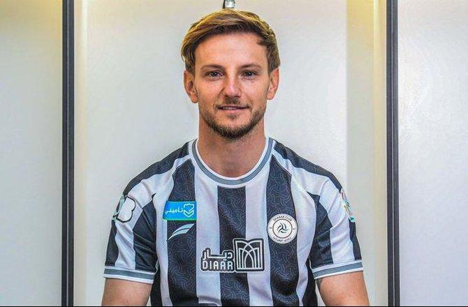 Barcelona anuncia salida y lanza su primera oferta oficial por este fichaje; limpieza en el Atlético y refuerzo en el Chelsea