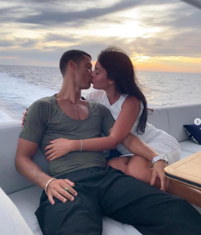 Revelan los 11 retoques estéticos que se hizo Georgina Rodríguez: Las fotos de su increíble cambio físico