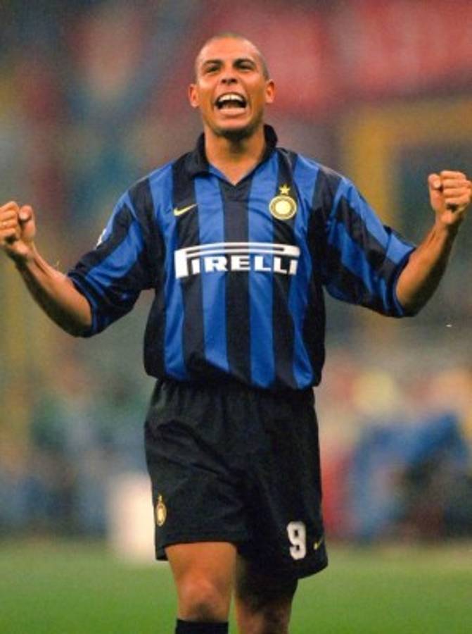 Los otros futbolistas cracks que se declararon en rebeldía con sus clubes