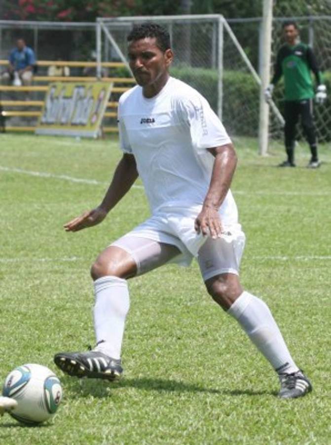Javier Portillo entró en la historia como uno de los futbolistas con más títulos de la Liga Nacional