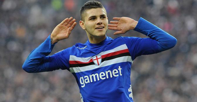 Su primer ‘bombazo’ y la noticia que lo cambió todo: la agitada vida de Fabrizio Romano, el periodista que le pega a los fichajes