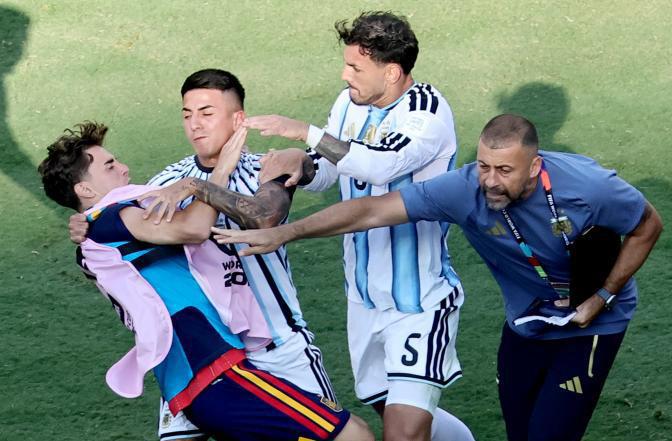Apretaron a los familiares de los futbolistas; Argentina no podía ganar esa final