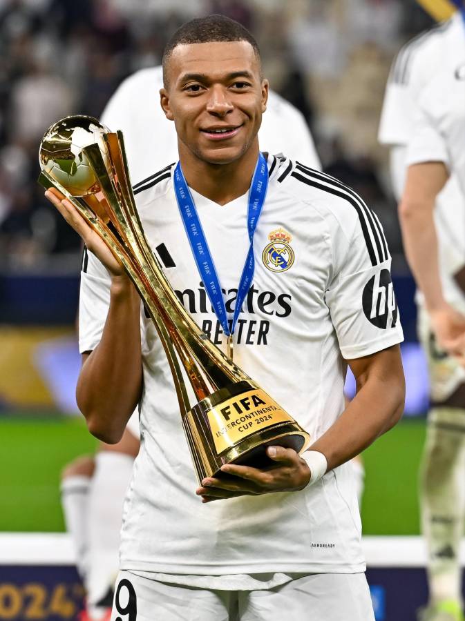 La razón por la que Real Madrid celebró con el número de Mbappé, el polémico árbitro de Concacaf presente y el gesto de Modric