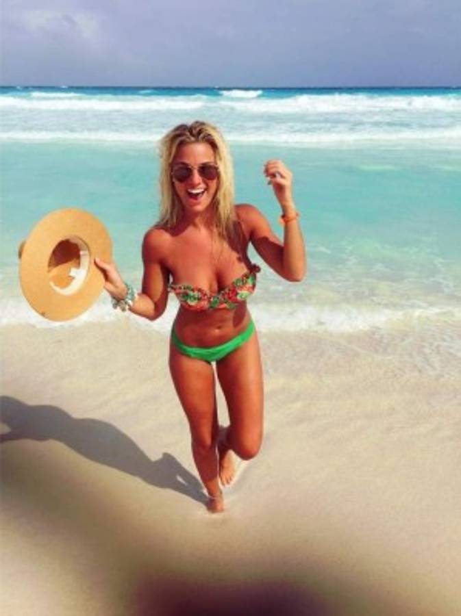 Ailén Bechara, la modelo argentina que quiere consolar a Higuaín y Messi