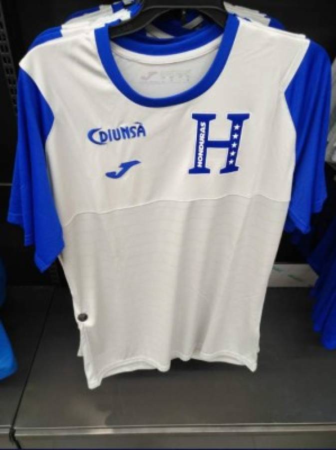 FOTOS: Así se ven las nuevas camisetas de Honduras