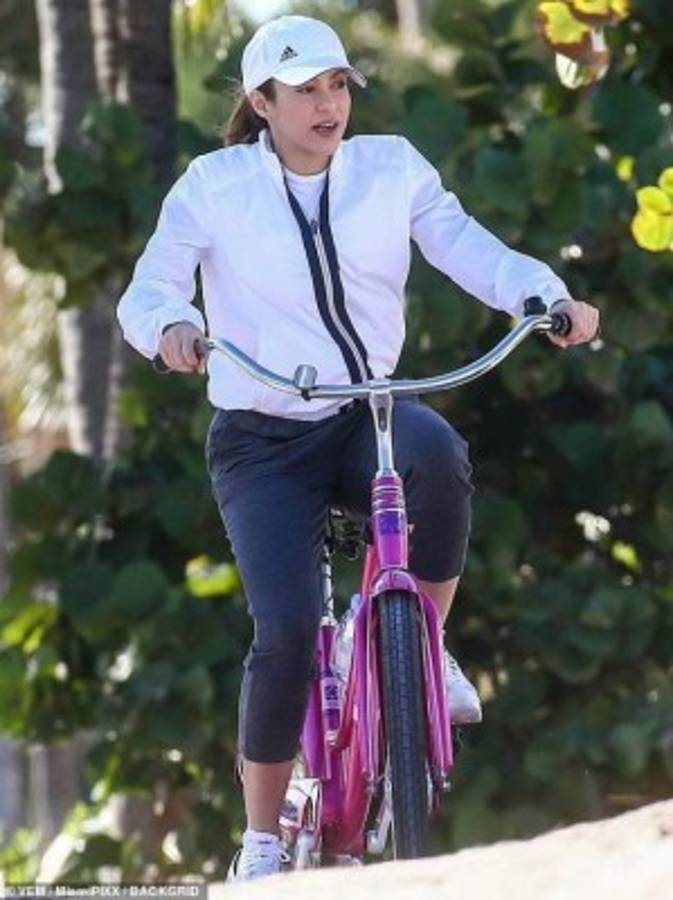 Fotos: Así fueron 'cazados' Piqué y Shakira en sus vacaciones en Miami