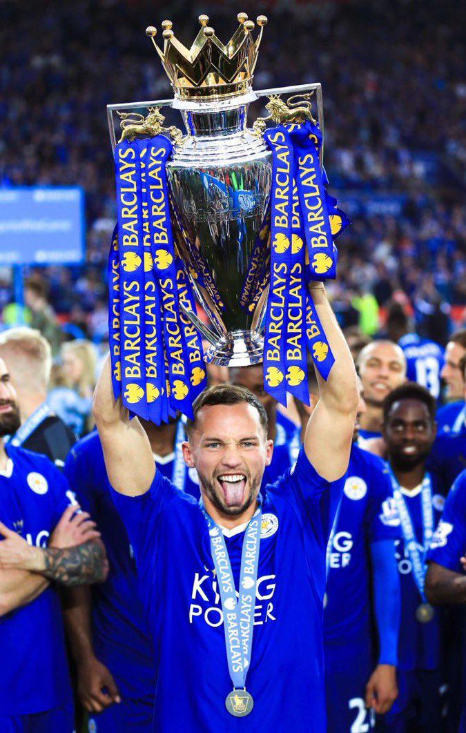 Ganó la Premier League, el Chelsea lo fichó por 40 millones y ahora es constructor de casas