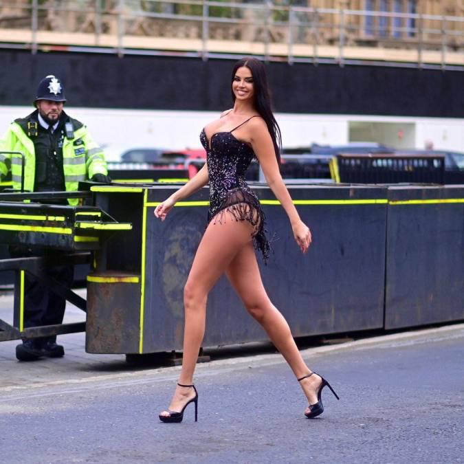 ¡Desafió el clima de Londres! La sensual Ivana Knoll pasó una noche increíble junto a Floyd Mayweather: su sexy outfit