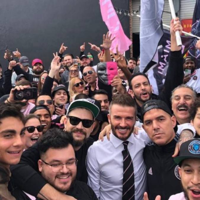 Exhibición LGTB y femenina: el riesgoso contrato millonario que firmó David Beckham para promover el Mundial de Qatar