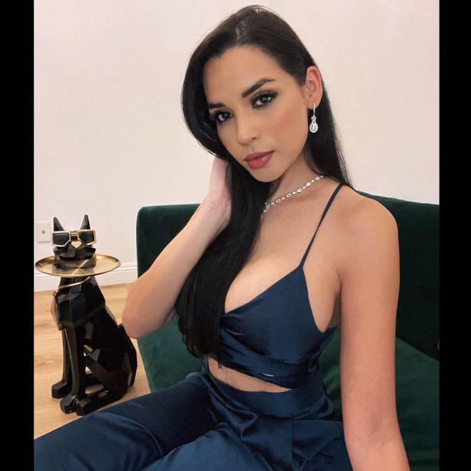 Choco Lozano y sus polémicas vacaciones con su bella novia tras no aceptar la convocatoria de Honduras para Copa Oro