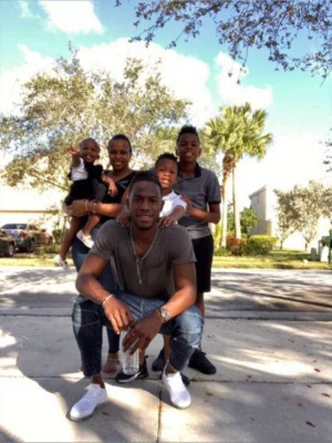 Dubai, Mónaco, Sidney… Así despiden el 2018 los futbolistas hondureños